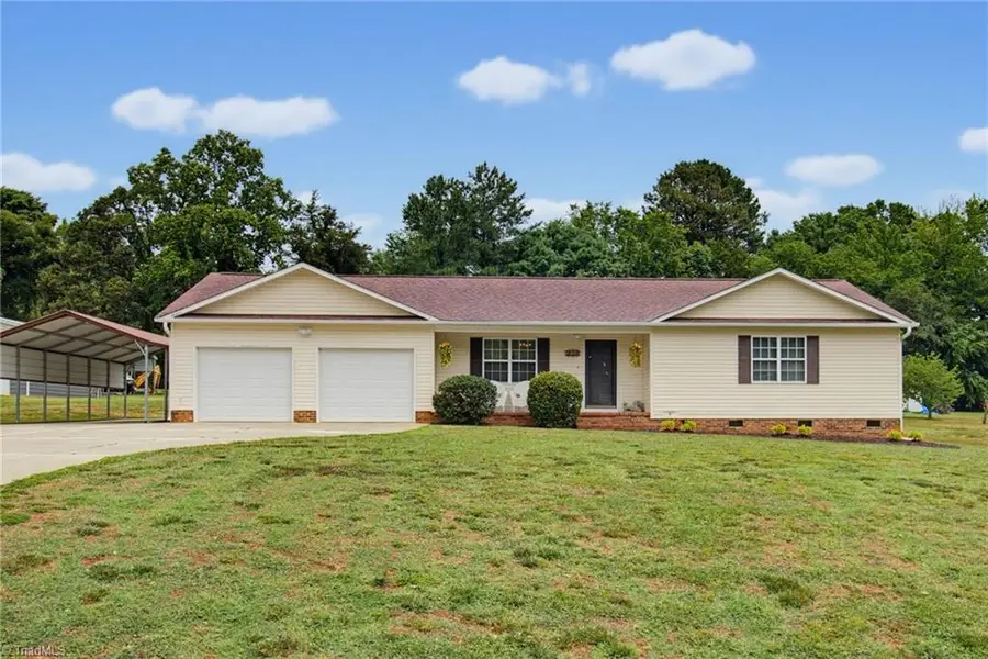 1719 Brittany Ridge Drive, Kernersville, NC 27284 - #2