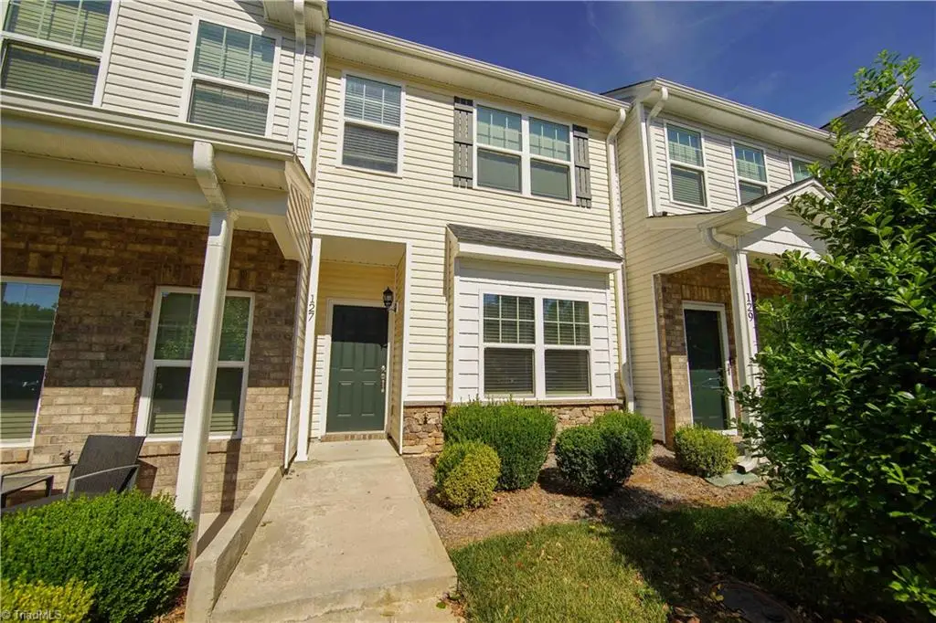 127 Sommerwall Place, Greensboro, NC 27405 - #1