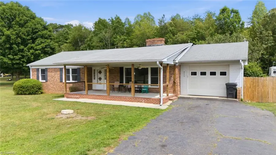 6135 Stanleyville Drive, Rural Hall, NC 27045 - #3