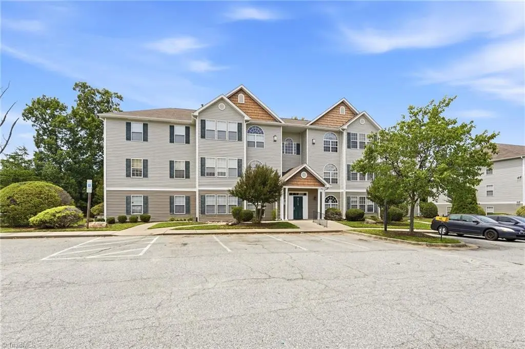 6117 Hedgecock Circle #2D, High Point, NC 27265 - #1