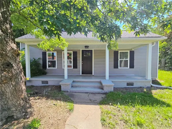 106 S Fieldcrest Road, Eden, NC 27288