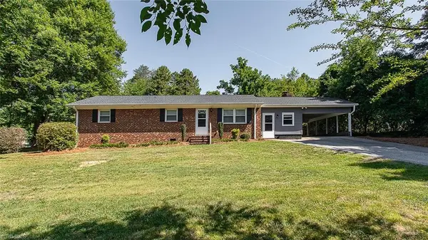 858 Nc Highway 62 W, Greensboro, NC 27406