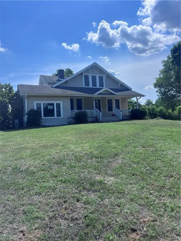 4470 Burton Road, Thomasville, NC 27360 - #1