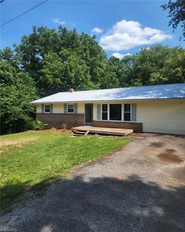 386 Otis Brown Drive, North Wilkesboro, NC 28659