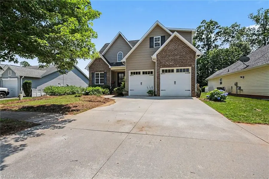 1644 Finwick Drive, Pfafftown, NC 27040 - #2