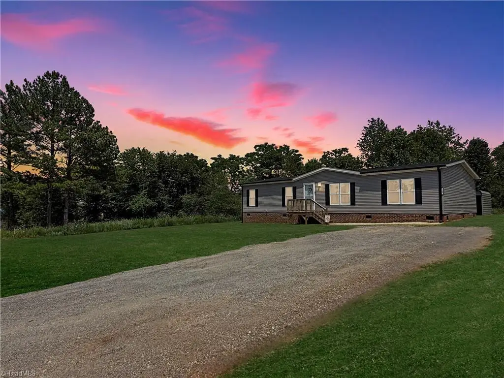 206 Fairchase Circle, Stony Point, NC 28678 - #1
