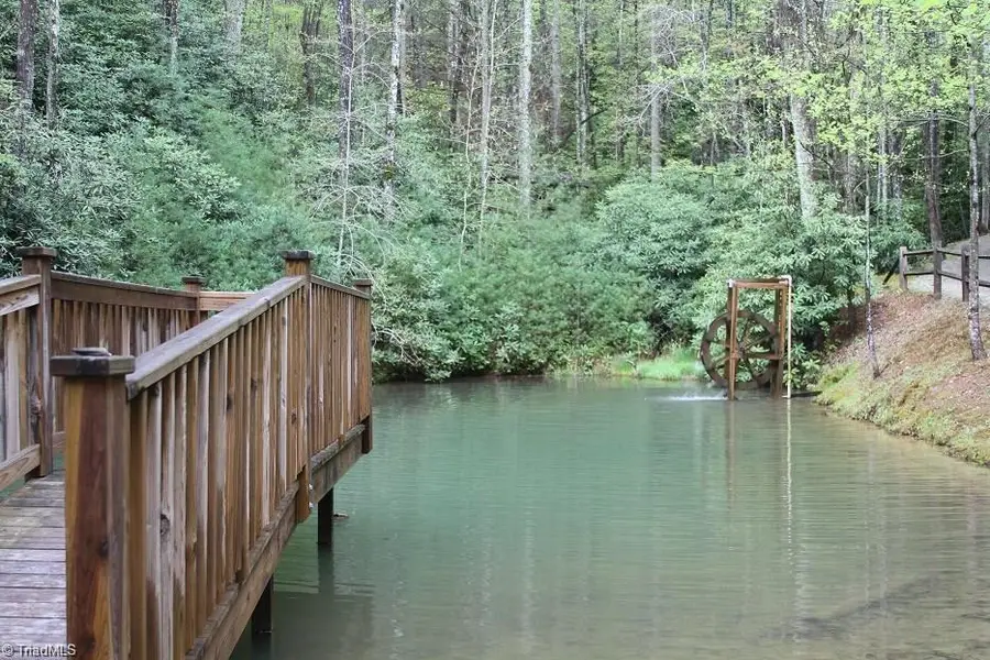 6 Laurel Road, Purlear, NC 28665 - #3