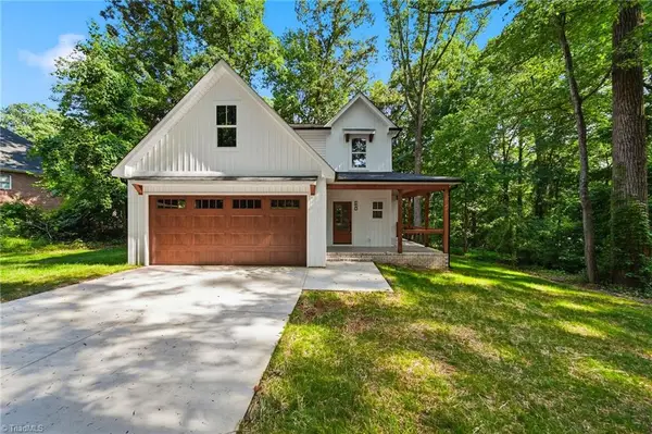 110 Walnut Avenue, Yadkinville, NC 27055