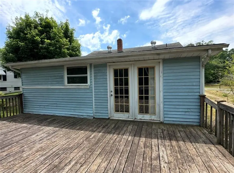 142 Reeves Lane, Elkin, NC 28621 - #2