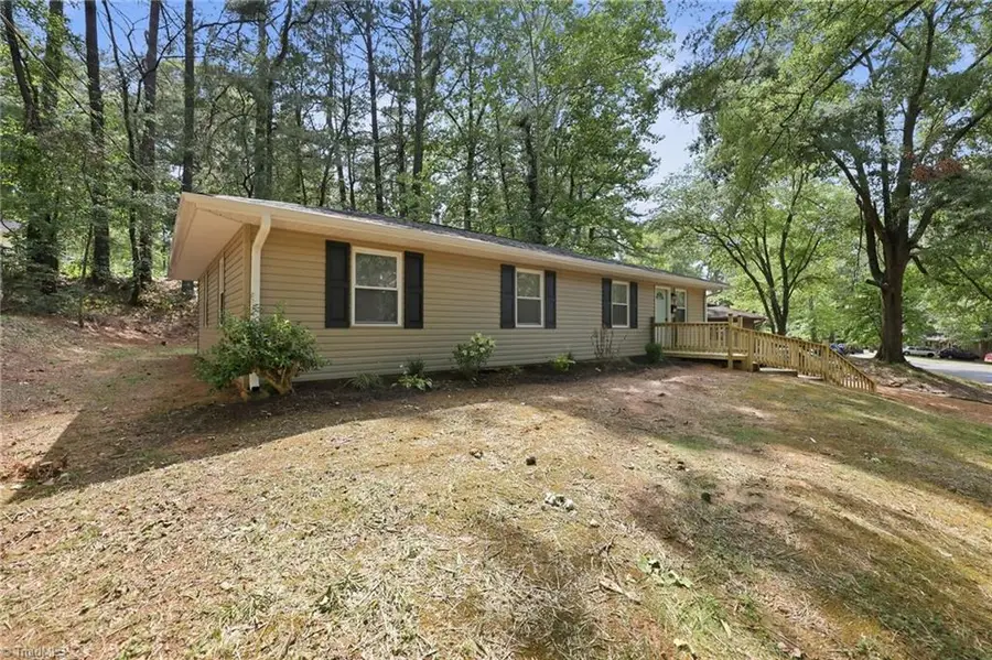 640 Amanda Place, Winston Salem, NC 27101 - #2