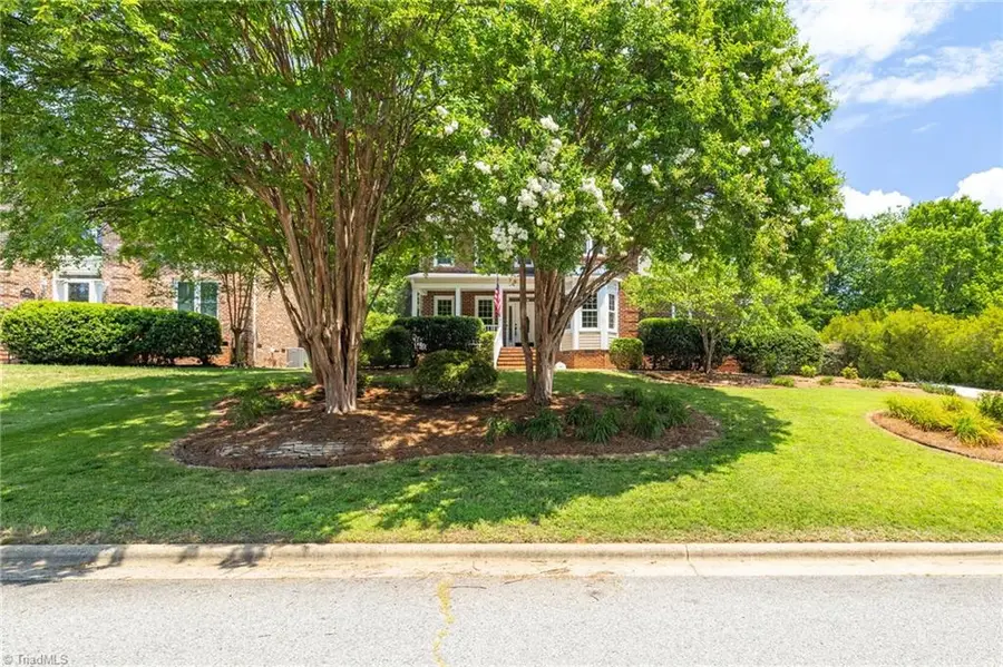 4613 Chesterfield Place, Jamestown, NC 27282 - #2