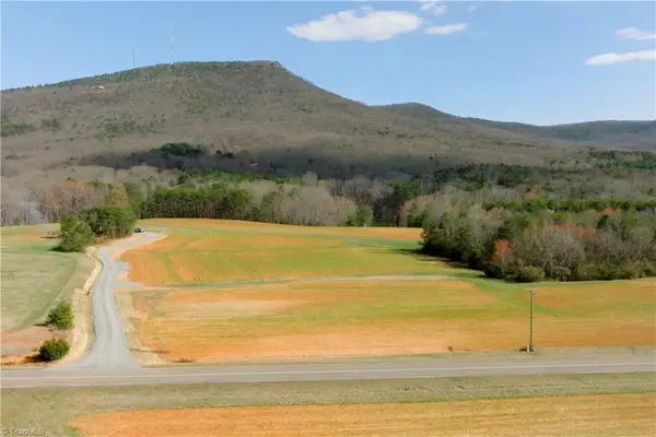 3-4 Old Mill Road, Pinnacle, NC 27043