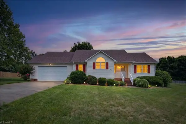 521 Lowergate Lane, Kernersville, NC 27284