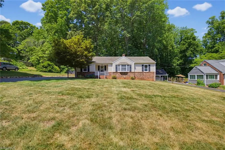 168 Piccadilly Drive, Winston Salem, NC 27104 - #2