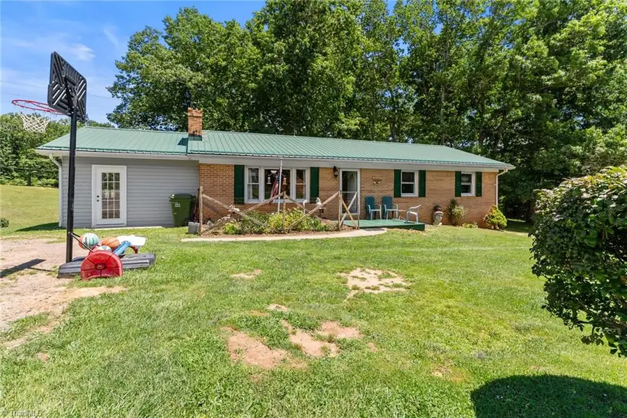 78 Stardust Lane, Glade Valley, NC 28627 - #2