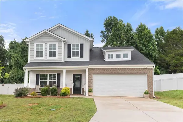 2205 Ever Chase Court, Winston-Salem, NC 27103