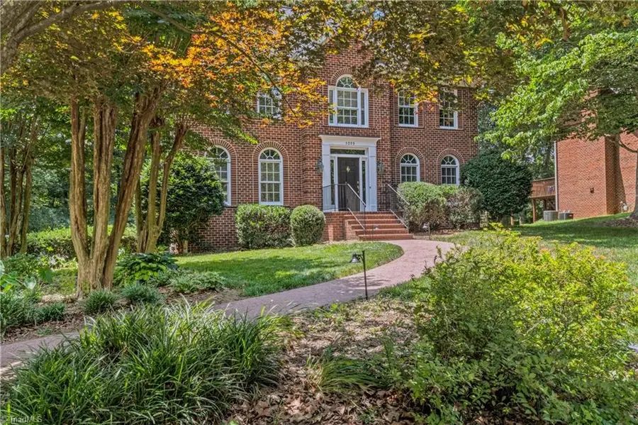 1025 Fallbrook Lane, Lewisville, NC 27023 - #2