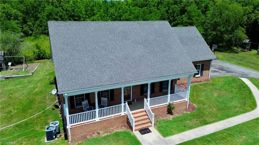 198 Captain Day Road, Ronda, NC 28670 - #2