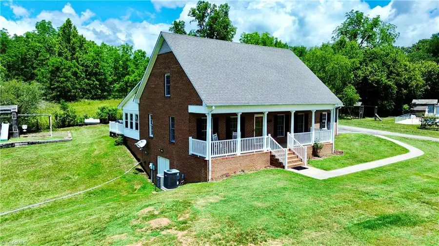198 Captain Day Road, Ronda, NC 28670 - #3