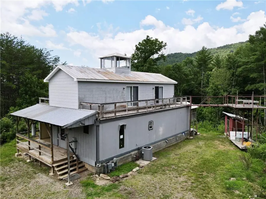 2668 Reedy Branch Road, Purlear, NC 28665 - #2