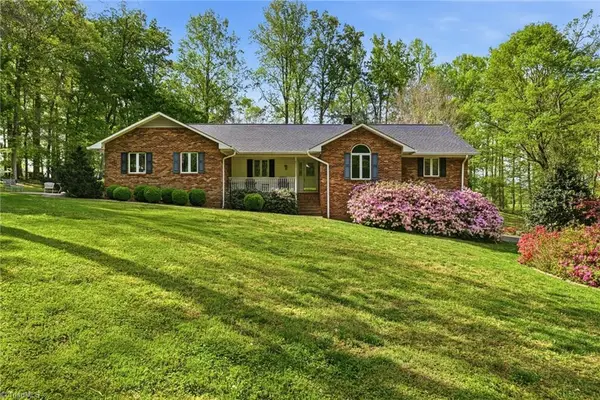2078 Us Highway 64, Mocksville, NC 27028
