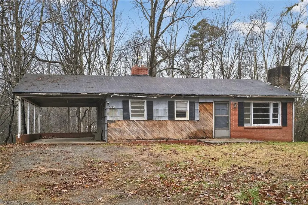 4021 Vestal Road, Jonesville, NC 28642 - #1