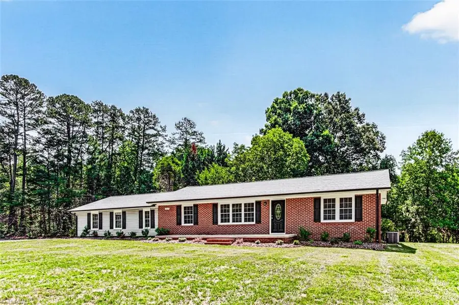 819 Sawyersville Road, Asheboro, NC 27205 - #3