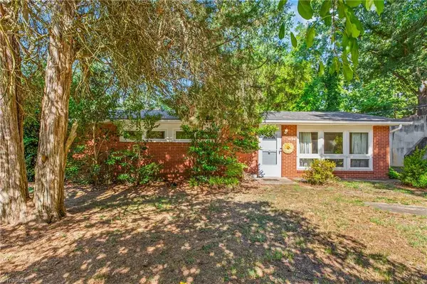 2704 Clement Street, Winston-Salem, NC 27127