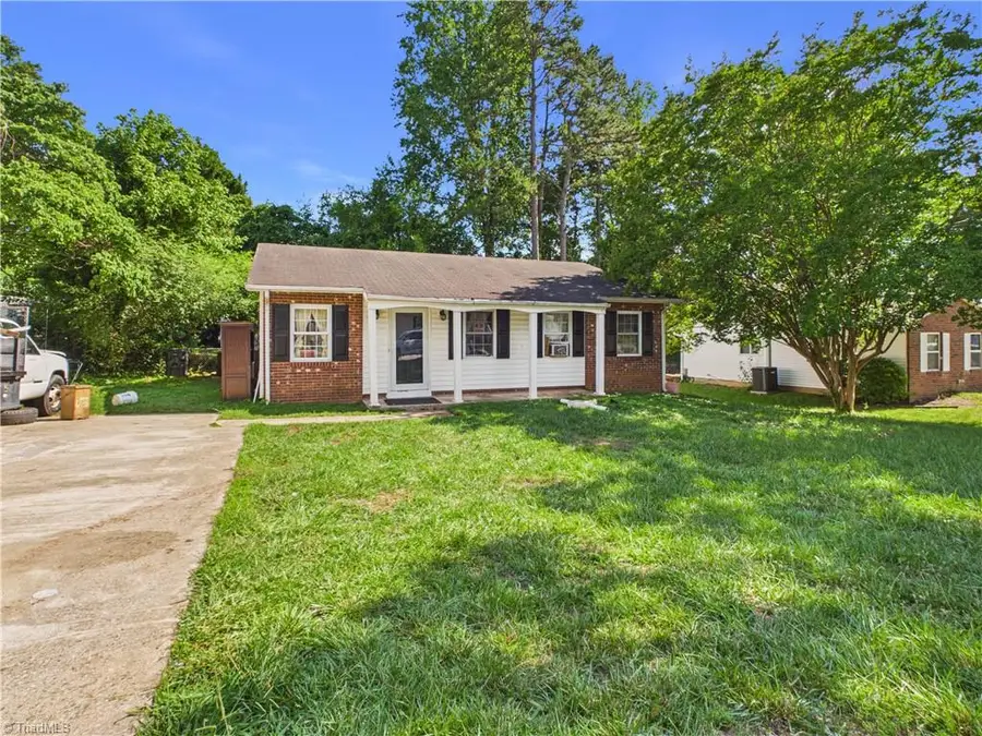 427 Clark Avenue, Greensboro, NC 27406 - #2