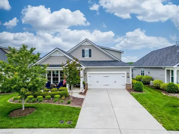 5127 Garnet Hill Drive, Clemmons, NC 27021