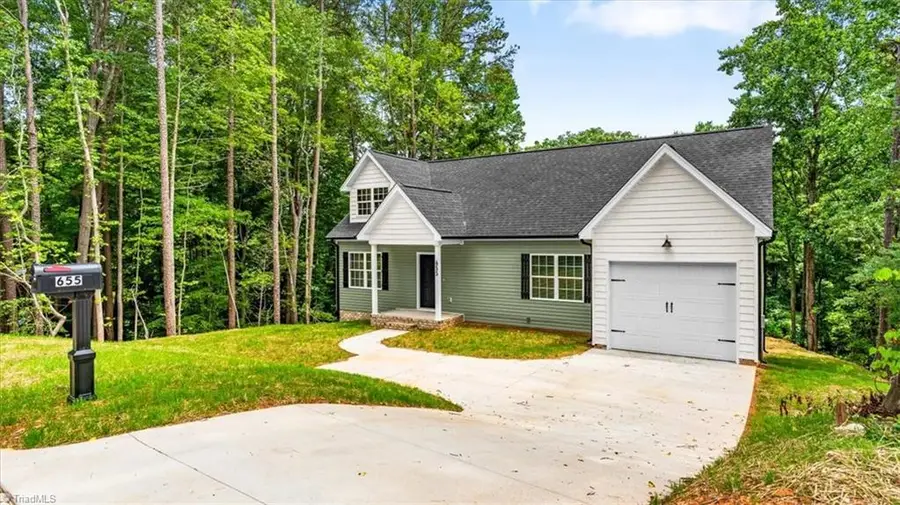 655 Woodland Circle, Asheboro, NC 27203 - #2