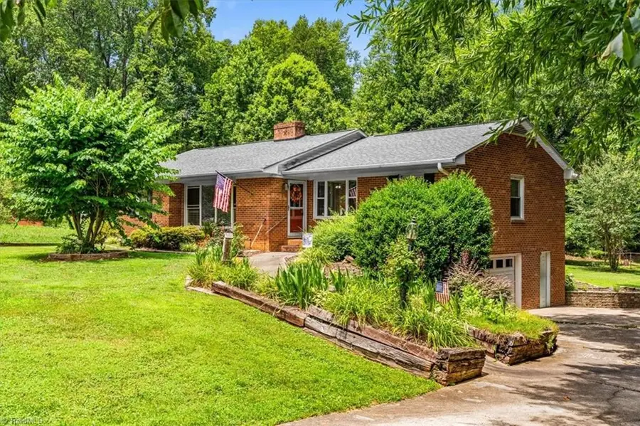 262 Shady Grove Lane, Abbotts Creek, NC 27107 - #2