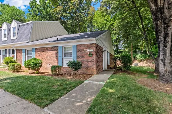2636 Saint Johns Place, Winston-Salem, NC 27106
