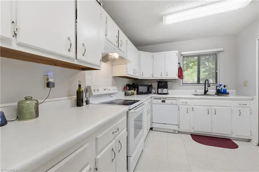 301 Village Lane #B, Greensboro, NC 27409 - #3