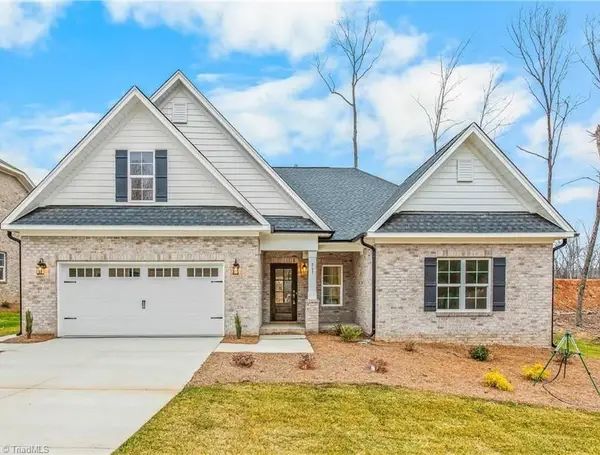 145 Grandworth Way, King, NC 27021