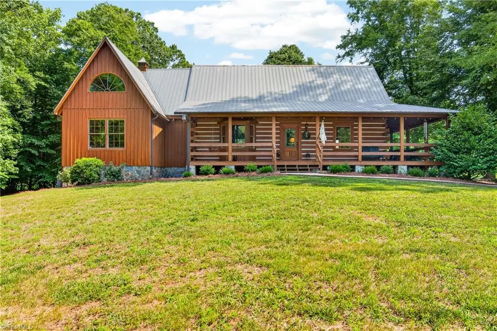 1805 Chrisco Road W, Seagrove, NC 27341 - #1