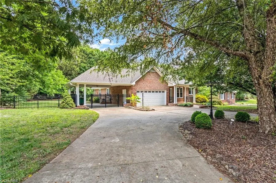 105 Bradford Place Lane, Lewisville, NC 27023 - #3