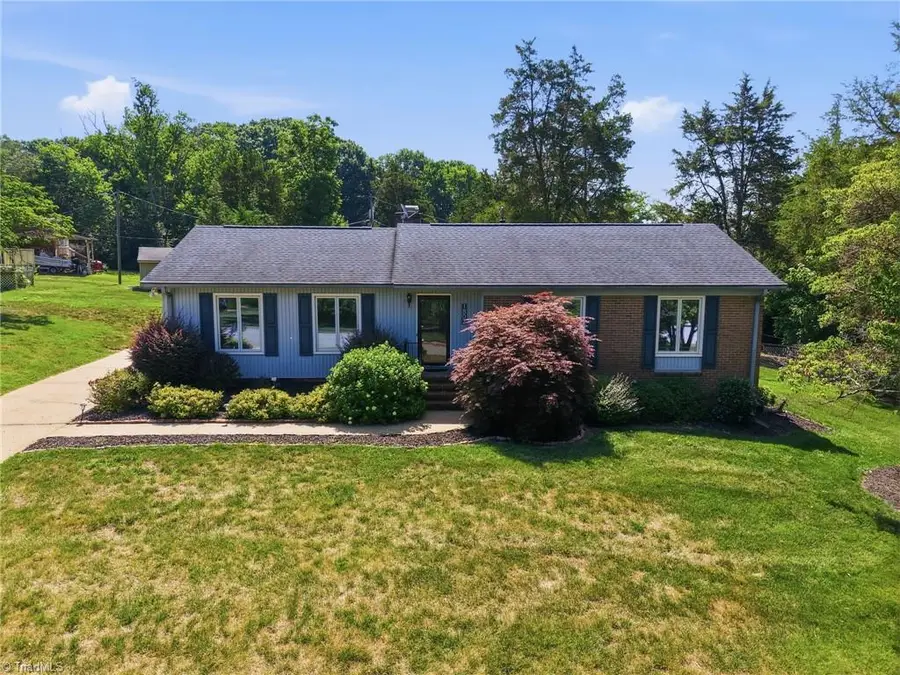1802 Norwich Drive, Greensboro, NC 27410 - #2