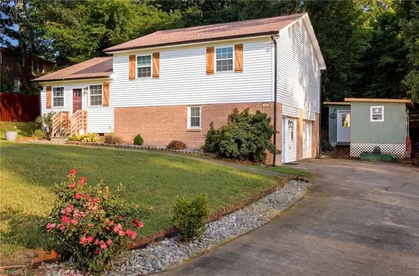 105 Converse Drive, Lexington, NC 27292