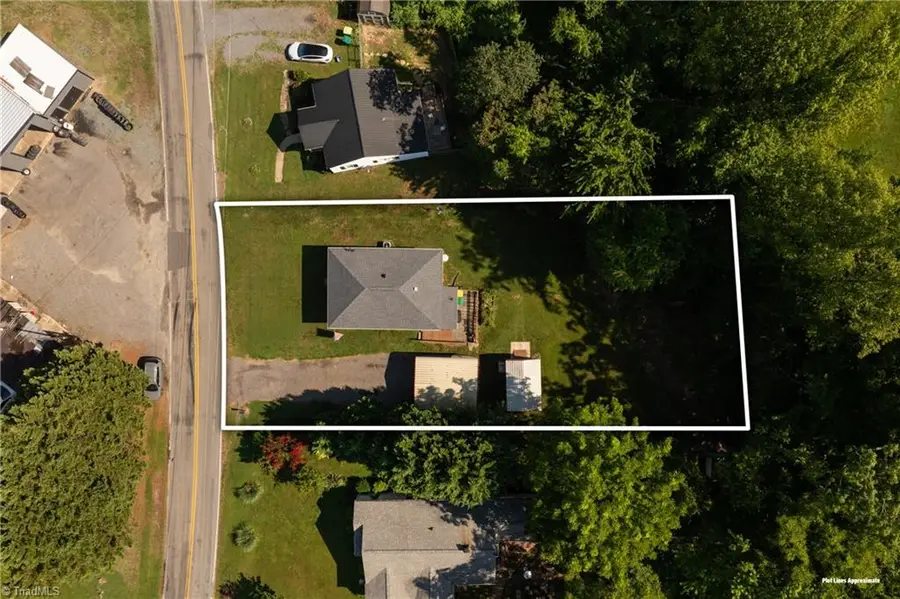 208 Carson Road, Pilot Mountain, NC 27041 - #3