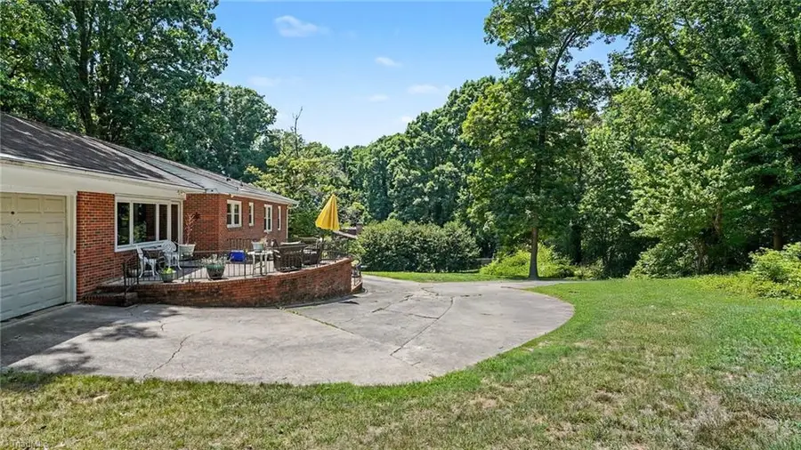 807 E Salisbury Street, Asheboro, NC 27203 - #3