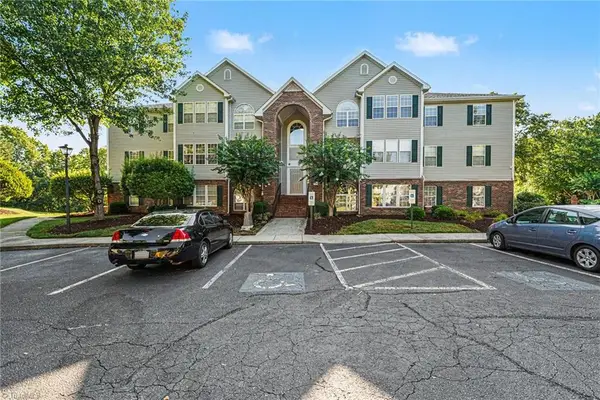 524 Scholastic Court, Winston-Salem, NC 27106