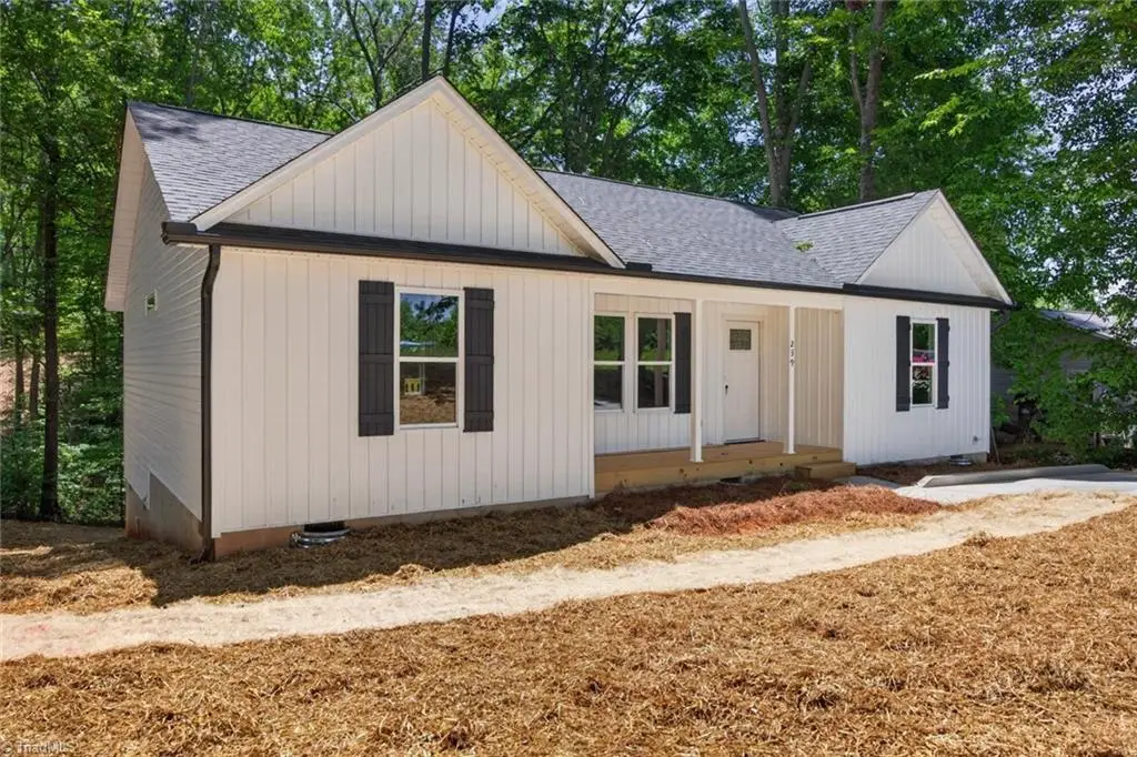 239 Lake Drive 8, Lexington, NC 27292 - #1