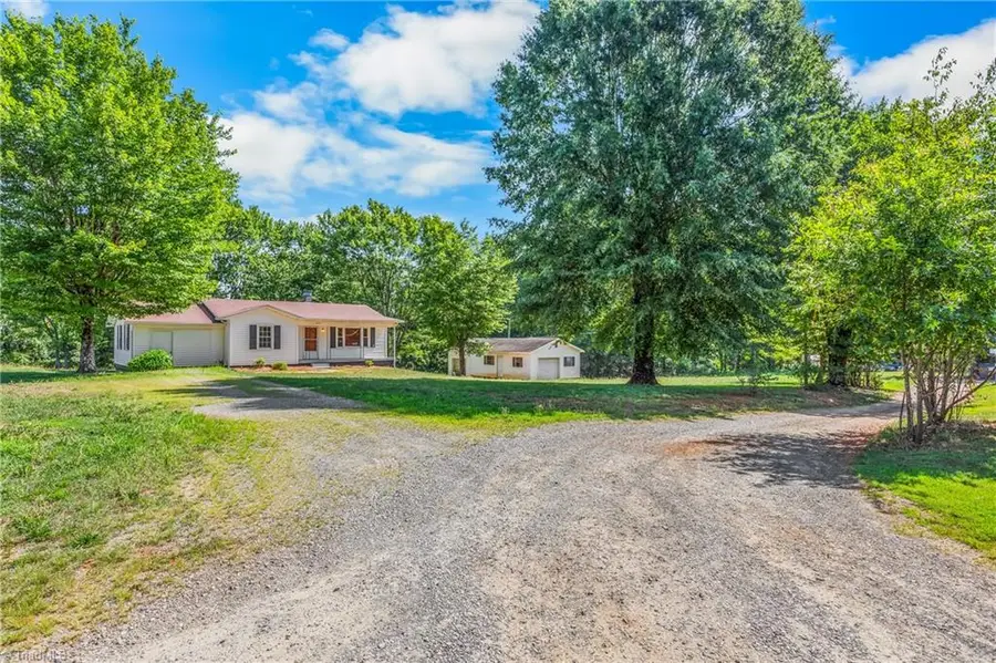 2832 Sizemore Road, Yadkinville, NC 27055 - #3