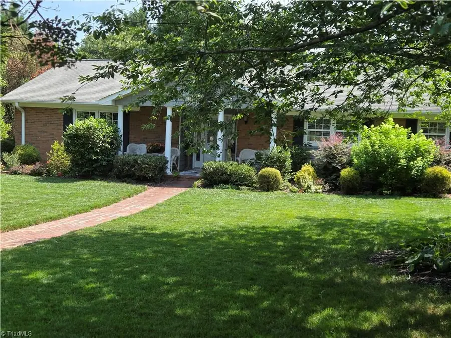 1025 Oaklawn Avenue, Winston Salem, NC 27104 - #2
