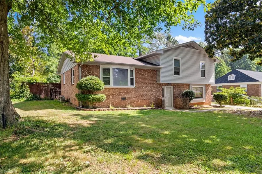 103 Flintfield Drive, Winston Salem, NC 27103 - #2