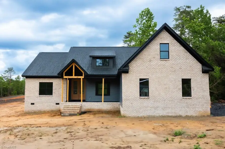387 Vernon Road, Reidsville, NC 27320 - #3