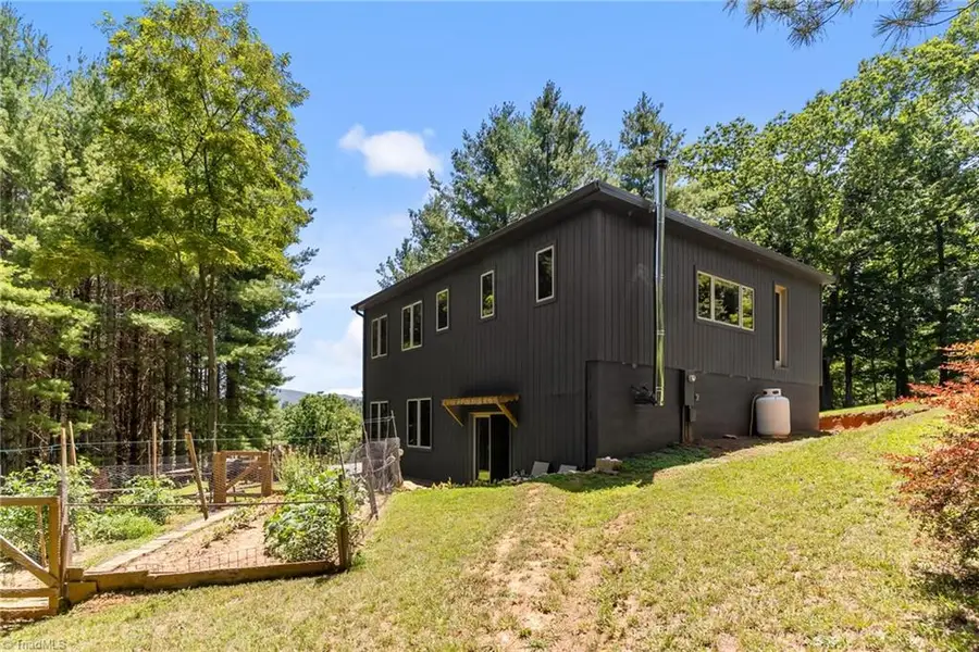 896 Alta Vista Lane, Sparta, NC 28675 - #3