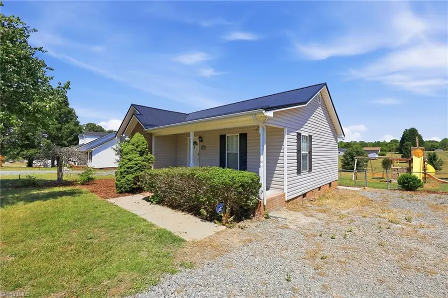 1502 Gibbs Road, Reidsville, NC 27320 - #2