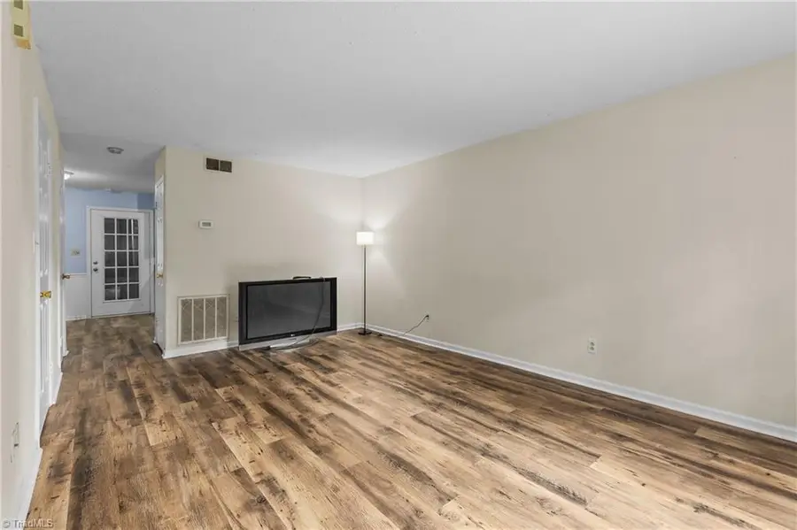 4000 S Bend Drive #109, Winston Salem, NC 27107 - #3